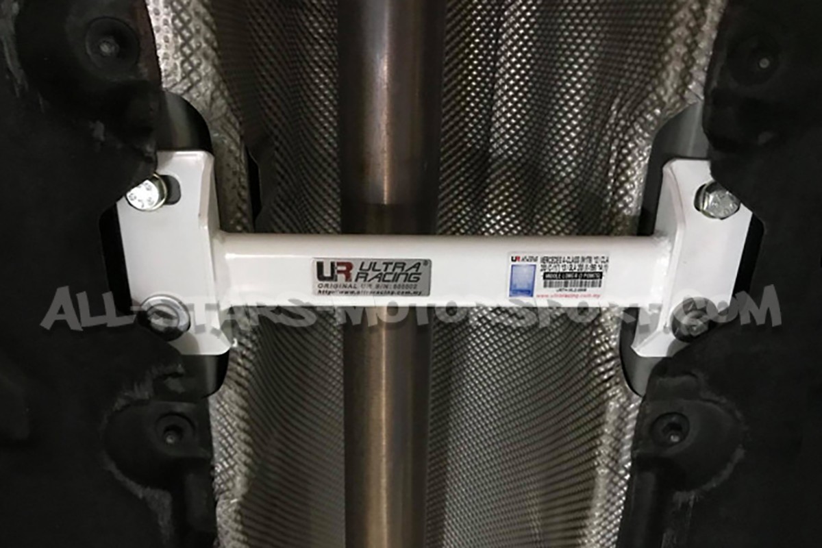 Barra de refuerzo inferior central Ultra Racing para Mercedes CLA /...