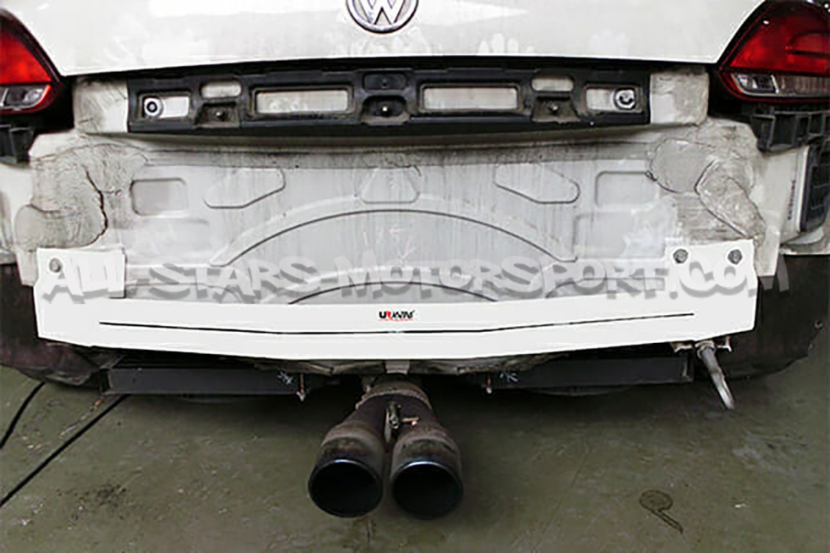 Barre anti torsion inférieure arrière Ultra Racing pour Scirocco 2....