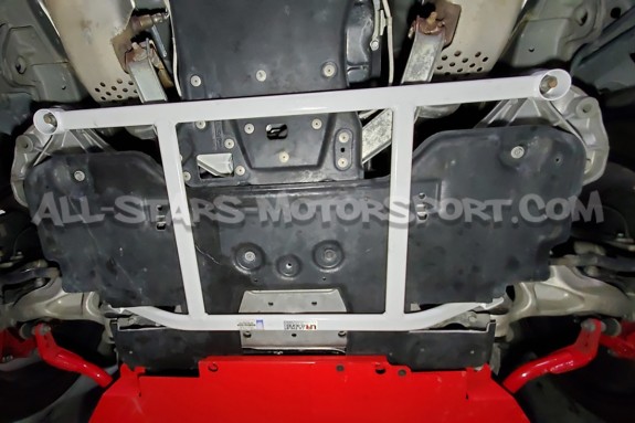 Renfort inférieur avant 4 points Ultra Racing pour Nissan 370Z