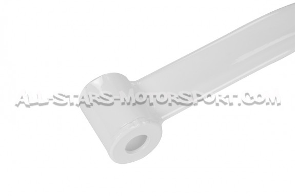 Renfort inférieur avant Ultra Racing pour Mercedes A45 AMG W176