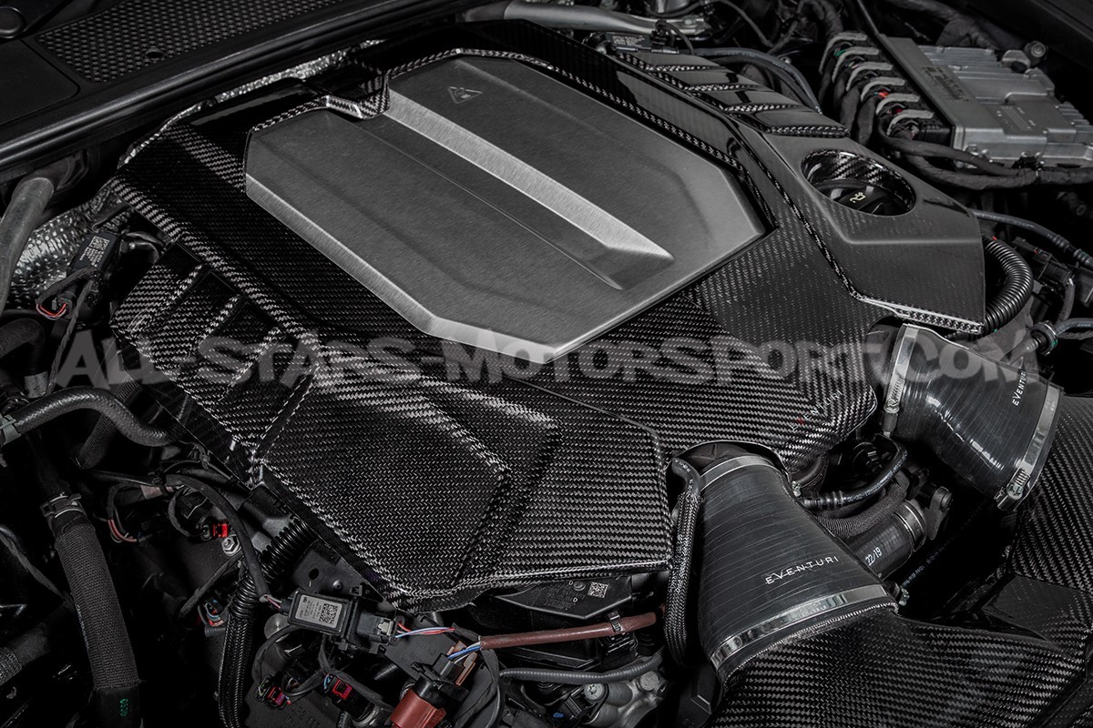 Couvre moteur carbone brillant Eventuri pour Audi RS6 C8 / RS7 C8