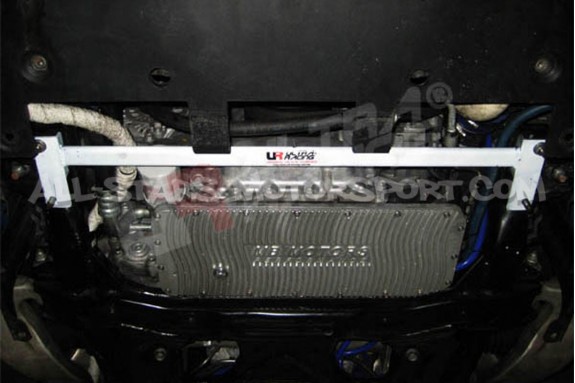Renfort inférieur avant Ultra Racing pour Nissan R35 GTR