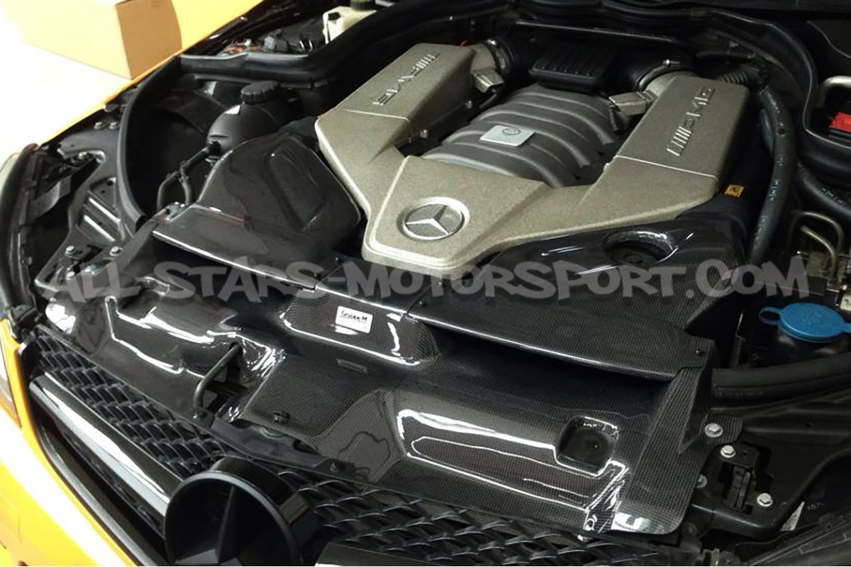 Admision de carbono Gruppe M para Mercedes Benz C63 AMG W204